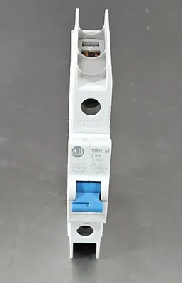 Allen Bradley 1489-M1D30 Ser D. Circuit Breaker. 4E-21