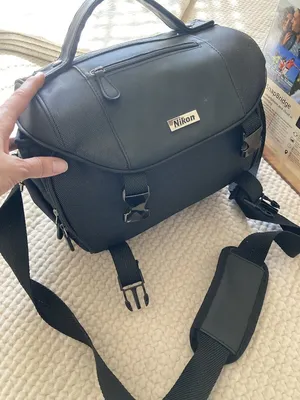 Nikon D3400 DSLR Bundle- 3 lenses, Camera Bag, Etc… Excellent Condition!!!!