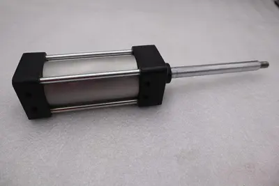 Used _UNKNOWN_ _UNKNOWN_ Pneumatic Cylinders Pennsylvania US | Global Equipment International, LLC #1436308