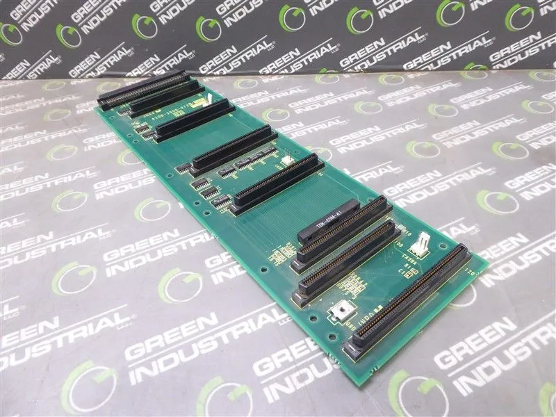 Fanuc A20B-2000-0720/02A Slot Rack Backplane Board Used
