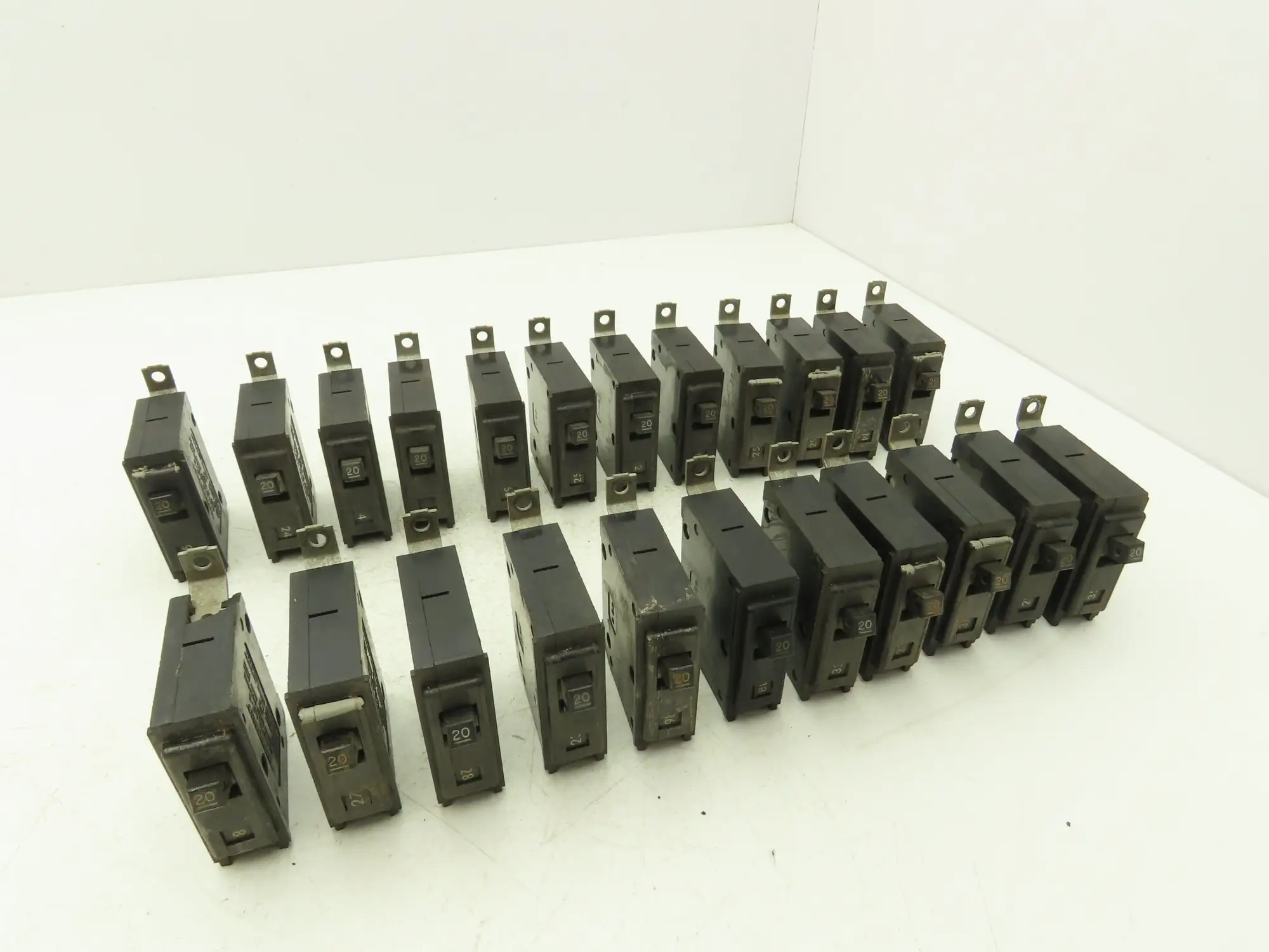 Westinghouse Circuit Breaker 20A 1 Pole 120/240V Lot of 23