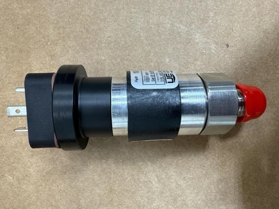 United Electric Controls _UNKNOWN_ Pressure Switches | Fram Fram LLC (8)