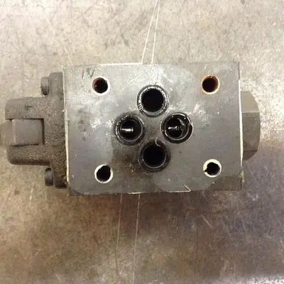 USED YUKEN DCG012B3Y4008