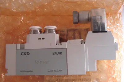 NEW CKD 4GA319-C8-BH-3 VALVE