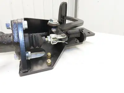 Hyster E80XN Forklift Brake Pedal & Master Cylinder & Bracket Assembly
