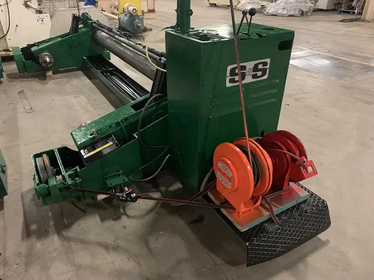 Used 1978 S & S UNWIND STANDS Corrugating Line Roll Stands Pennsylvania US | Global Equipment International, LLC #1144504