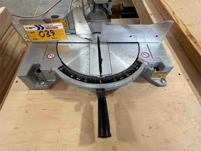 Used MAKITA LS1040 Cross Cut Saws Colorado US | MachineryMax #1518895