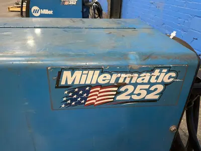Used MILLER MILLERMATIC 252 Mig Welders Ohio US | HGR 24 #1521249