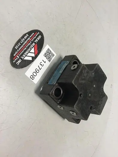 Used VICKERS CVCS25W13S210S45A00B12 Valves/Fittings Michigan US | Ideal Machinery #588080
