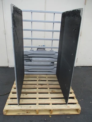 Used CASCADE 25D-23518 Forklift Attachments California US | TNT Industrial #1262298