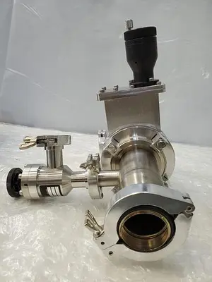 EDWARDS GVI 63M GATE VALVE WITH STAINLESS STEEL ADAPTER WITH MDC KAV-100 PNEUMA