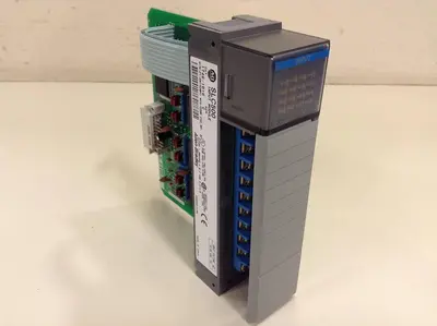 USED ALLEN BRADLEY 1746-IB16 SER C