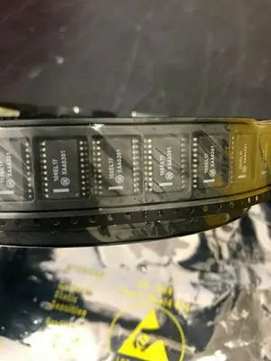 MC100EL17DW QTY 130