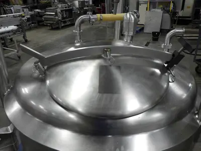 SS APV Insulated Liquid Scaling Hopper