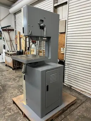 20'' Delta Bandsaw