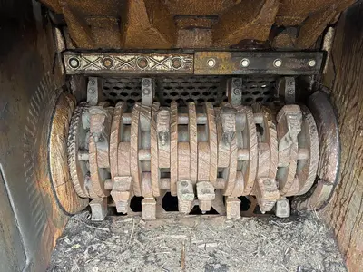 Used 2002 MORBARK 5600 Forestry Grinders Florida US | Rockwood Equipment Solutions #1464202