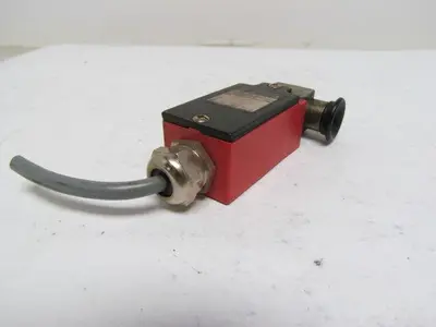Used BERNSTEIN _UNKNOWN_ Relays & Switches | Arrow Industrial #639777