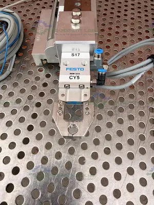 Used FESTO DGSL-10-30-P1A COMPACT DOUBLE ACTING PNEUMATIC SLIDE ACTUATOR Electronics & Components California US | Equipment Lab #1466103