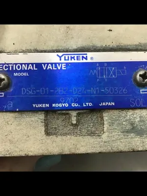 USED YUKEN DSG-01-2B2-D24-N1-50326