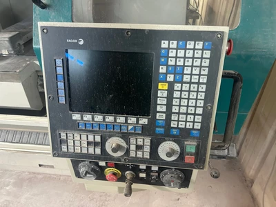 2007 Clausing CV2040CNCF