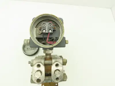 Foxboro 823DP-I3S1NM2 Pressure Transmitter 12.5-65VDC 3000psi Manifold M20TES-AM