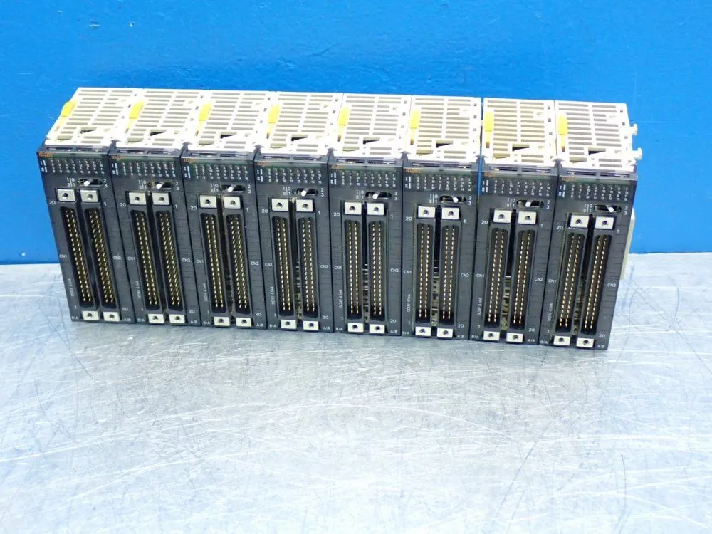 USED OMRON CJ1WID261