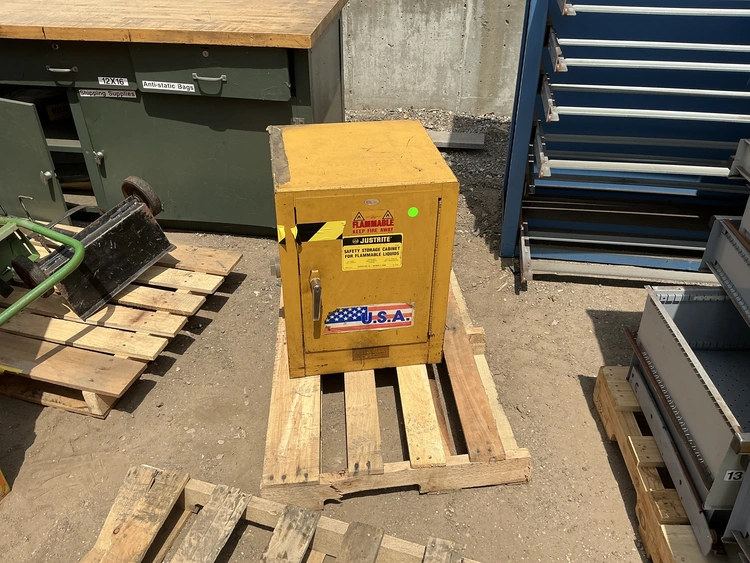 Used _UNKNOWN_ _UNKNOWN_ Hazardous Storage Units Michigan US | Miedema Asset Management Group #1324013