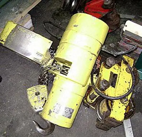8181-560 Budgit Model 312575-65 2 Ton Electric Hoist