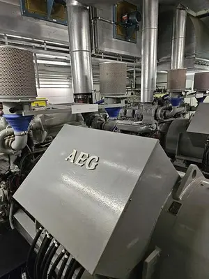 USED 1991 HEINKEL AGGREGATEBAU HE500/396; 500 KW; 400 V; 722 A; 1500 RPM