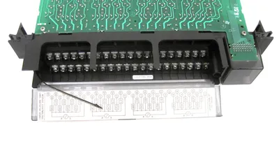 USED GE FANUC IC697MDL350C 32 POINT OUTPUT MODULE