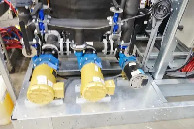 USED 2023 TITAN TIP 20A 3 PUMP