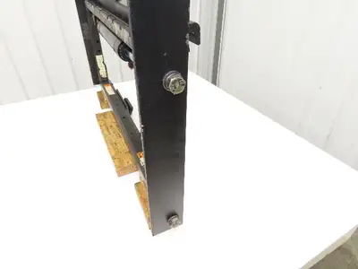 Used CASCADE _UNKNOWN_ Forklift Attachments Indiana US | Arrow Industrial #1366962
