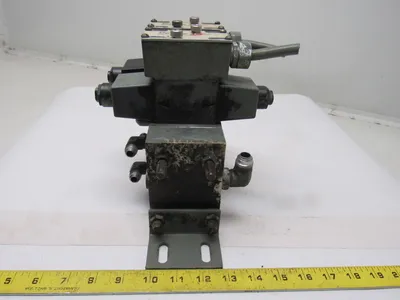 Double A QG-005-C-165B1-TSP 2 Pos Spring Offset Solenoid Valves Manifold 110V