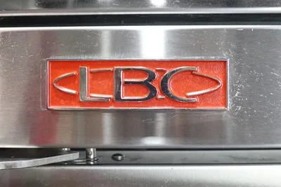 2023 LBC ELECTRIC 8 PAN MINI ROTATING RACK OVEN MODEL LMO-E8