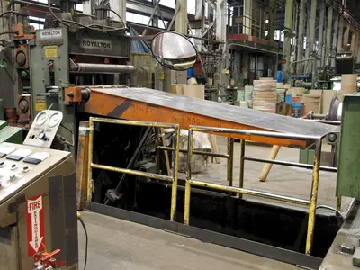30,000 LB X 36" WIDE X 4" ARBOR  PAXSON SLITTING LINE. STOCK #0741122.