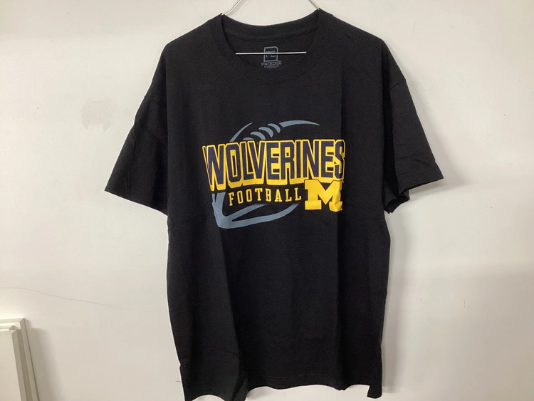 Used _UNKNOWN_ _UNKNOWN_ Apparel, Gloves, Lab Coats Michigan US | Miedema Asset Management Group #1693353