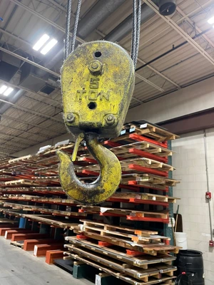 Stanspec Corp. 
			27' x 5 Ton Bridge Crane