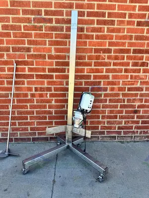 Used SHARPE MIXERS SSG-050SCR PORTABLE MIXER W/ VFD, 1/2 HP MOTOR, TWO IMPELLERS Portable Mixers California US | Equipment Lab #1370115