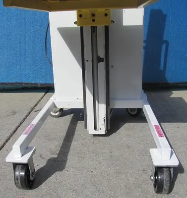 Unidex 250 lbs Electric Material Lift 31" Height 24" x 24" Platform 12V Battery