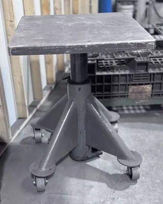 UNKNOWN UNKNOWN WORK TABLE | T.R. Wigglesworth Machinery Co. (1)