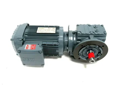 NEW SEW EURODRIVE SF47 DRN80M4 GEAR MOTOR SF47DRN80M4