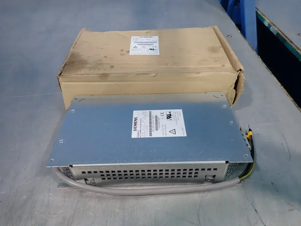 NEW SIEMENS 6SL32030CD210AA0