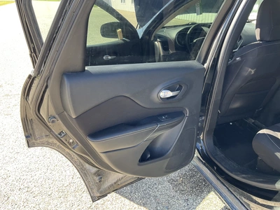 Used 2016 JEEP CHEROKEE SUVs Michigan US | Miedema Asset Management Group #1474423