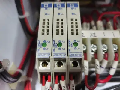 USED SQUARE D MODEL 6