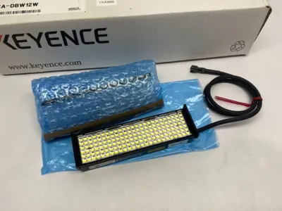 USED KEYENCE WHITE BAR LIGHT 120MM W/ DIFFUSION PLATE