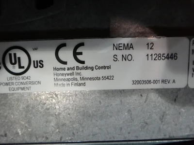 Honeywell 2-3 HP VFD, Type NXS0030A1206