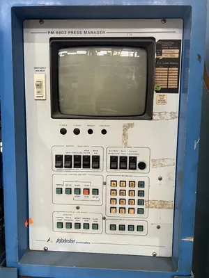 USED TETRAHEDRON TETRAHEDRON  PRESS