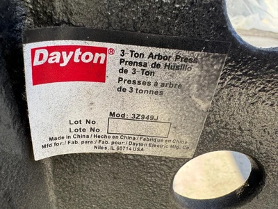 USED Dayton R7100A-3