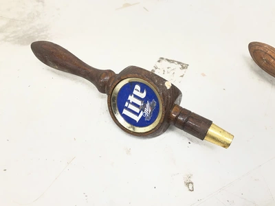 Used _UNKNOWN_ _UNKNOWN_ Handles & Knobs Michigan US | Miedema Asset Management Group #1406749