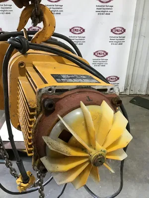 1 Ton Harrington Chain Hoist IC-BN 60Hz 0.85 Motor (missing end cap)